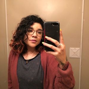 Meet your Posher, Ana